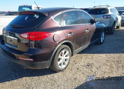 2010 Infiniti Ex35 Journey z USA, uszkodzony, nr VIN JN1AJ0HP5AM701438